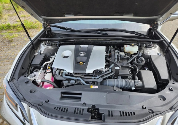 Lexus ES cena 169000 przebieg: 117000, rok produkcji 2019 z Szczecin małe 22